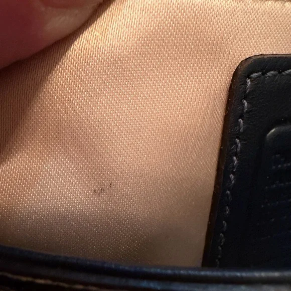 NWT 2012 Coach Navy Pleated Patent Leather Wristlet Clutch with Stitching - Picture 9 of 16